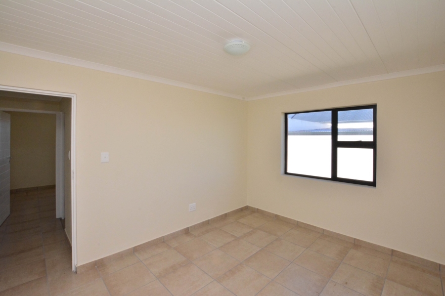 3 Bedroom Property for Sale in Hoogland Western Cape